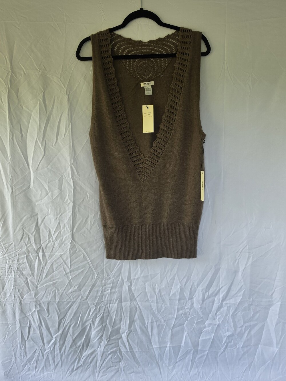 NWT Crochet Sweater Vest Size Large